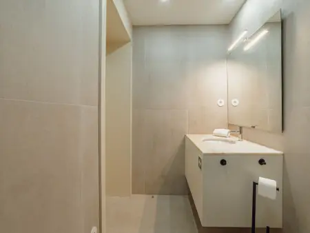 Appartement 2 pièces Porto, séjour avec lit gigogne : photo 13