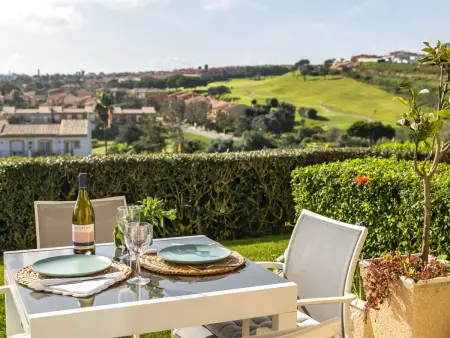 Location appartement à Lagos, Fairview Golfside Apartment at Boavista