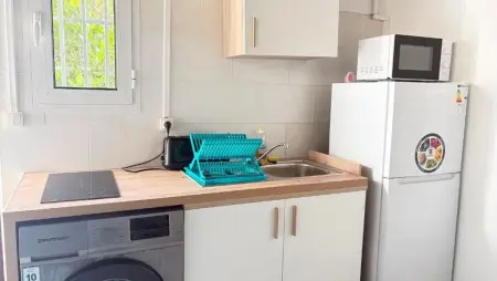 Appartement avec jardin clos et parking privé aux Abymes : photo 3