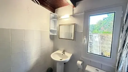 Appartement avec jardin clos et parking privé aux Abymes : photo 13