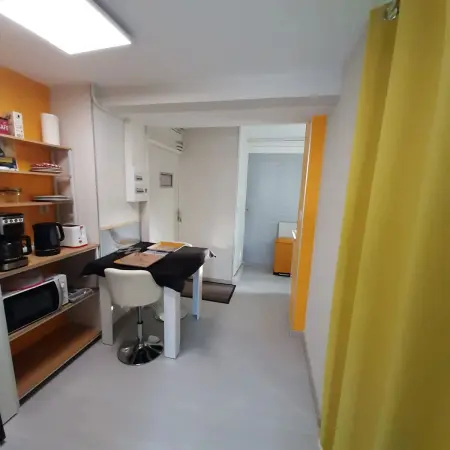 Appartement de plain-pied au centre de Paray-le-Monial, parking inclus : photo 2