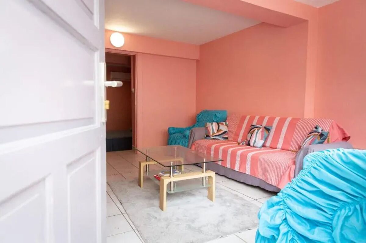 Maison 2 chambres Les Abymes, jardin clos et parking - Photo 4