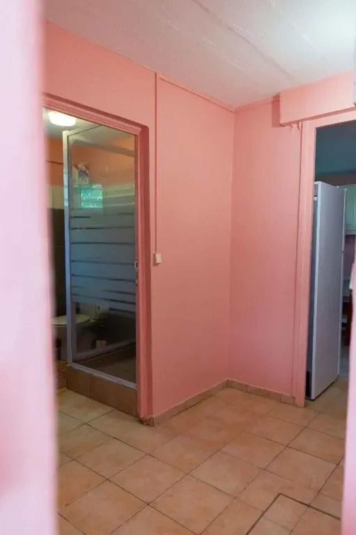 Maison 2 chambres Les Abymes, jardin clos et parking - Photo 8