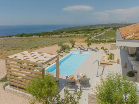 Villa 4 chambres vue mer et piscine chauffée à Novalja : photo 20