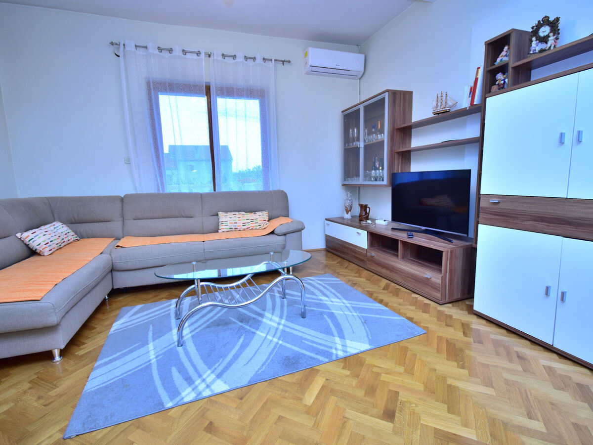Holiday Home Dinko with pool – Maison 5 chambres - Photo 32
