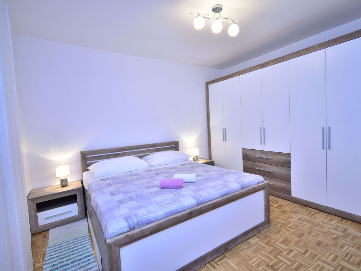 Holiday Home Dinko with pool – Maison 5 chambres - Photo 37