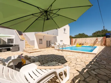 Villa Ariane avec piscine privée, Policnik : photo 13