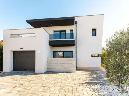 Villa Positiva avec piscine chauffée à Vir : photo 46