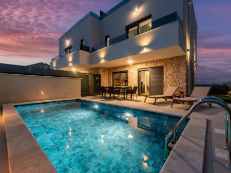 Seaview Villa Sal avec piscine chauffée, jacuzzi et sauna