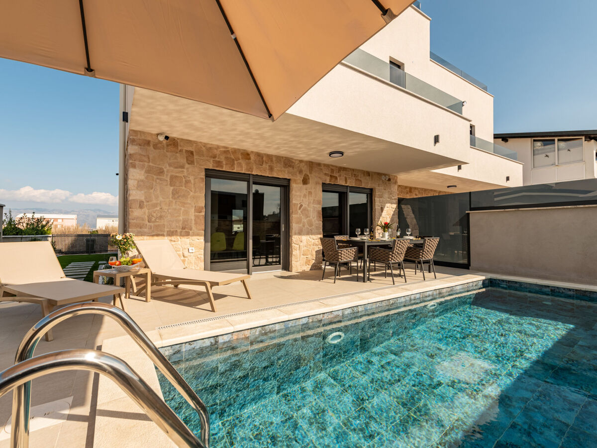 Villa Mar à Privlaka avec piscine privée et sauna - Photo 6