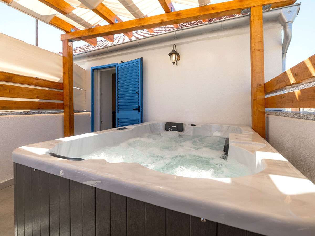 Maison Blažov Dvor avec jacuzzi à Zaton - Photo 3