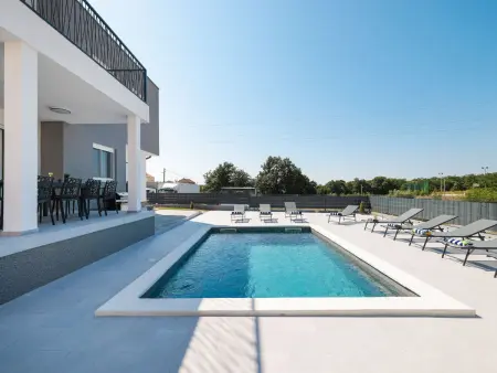 Villa IviCasa avec piscine privée à Murvica : photo 2
