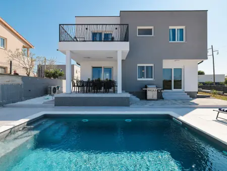 Villa IviCasa avec piscine privée à Murvica : photo 10