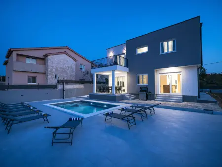 Villa IviCasa avec piscine privée à Murvica : photo 17
