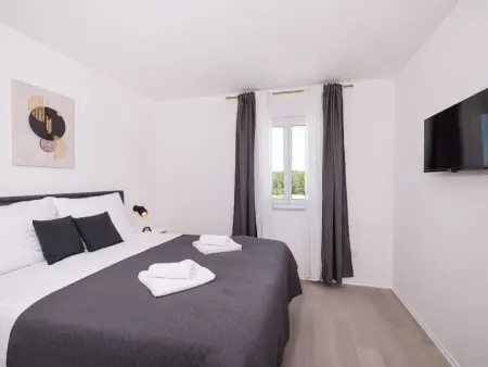 Villa IviCasa avec piscine privée à Murvica : photo 52