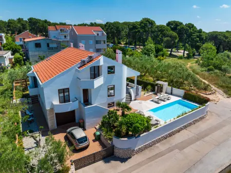 Seaview Villa Tia avec piscine privée à Zadar : photo 3