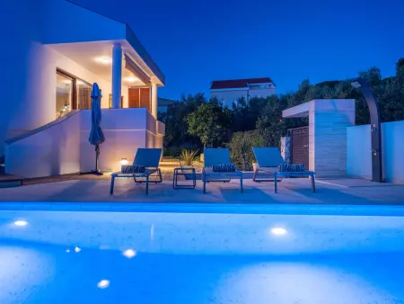 Seaview Villa Tia avec piscine privée à Zadar : photo 9