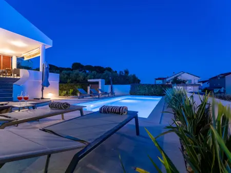 Seaview Villa Tia avec piscine privée à Zadar : photo 53