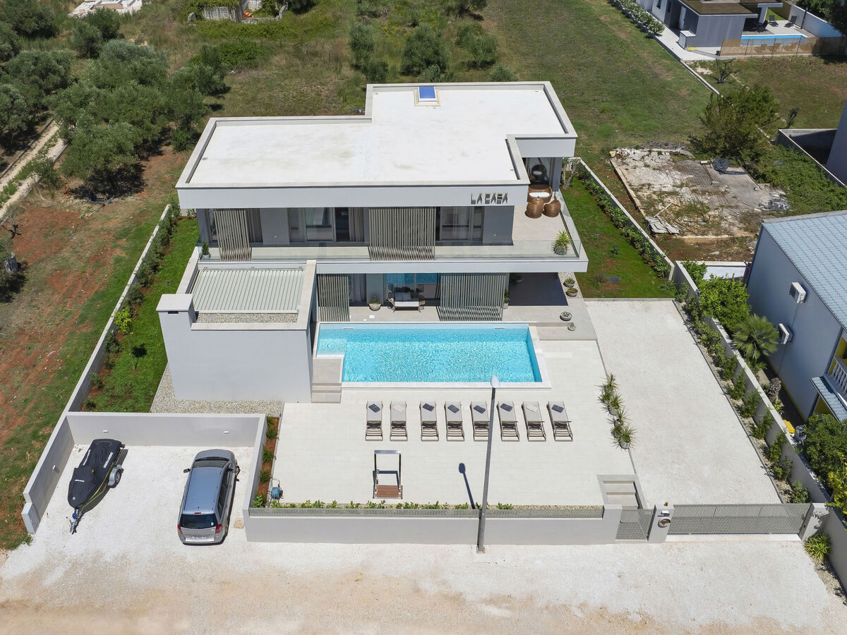 Villa La Casa - Piscine chauffée et spa à Bibinje - Photo 22