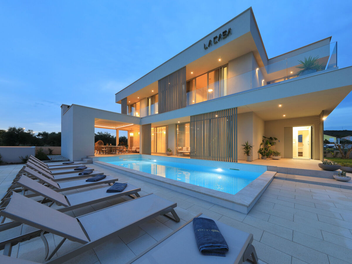 Villa La Casa - Piscine chauffée et spa à Bibinje - Photo 95