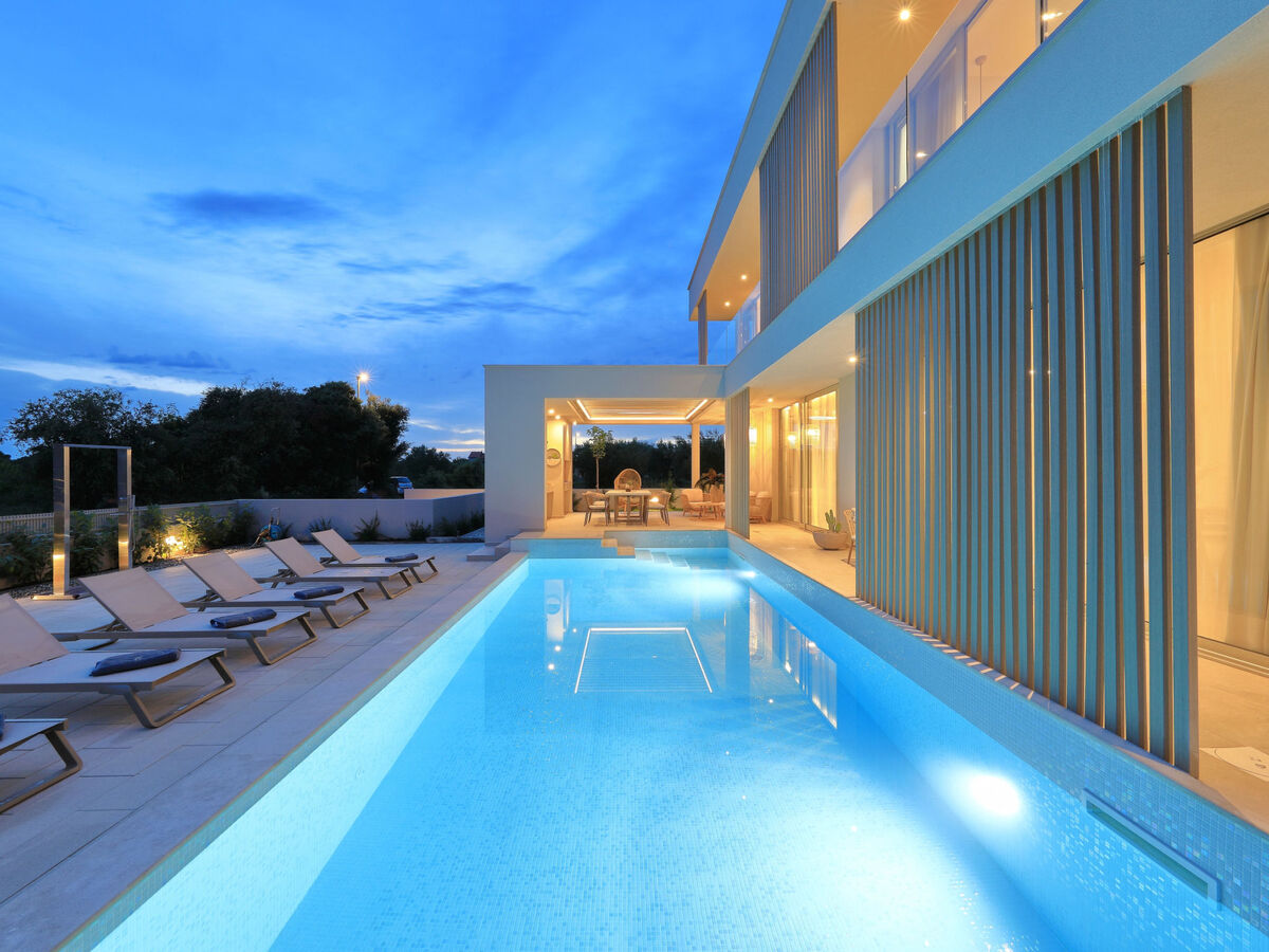 Villa La Casa - Piscine chauffée et spa à Bibinje - Photo 97