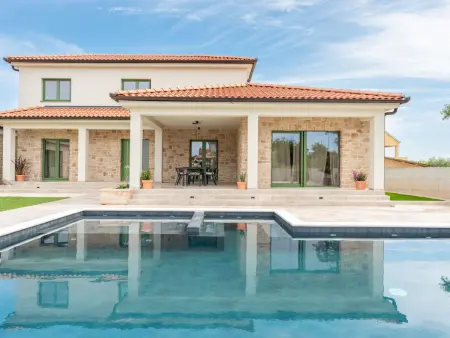 Villa Lorna avec piscine privée à Biograd na Moru