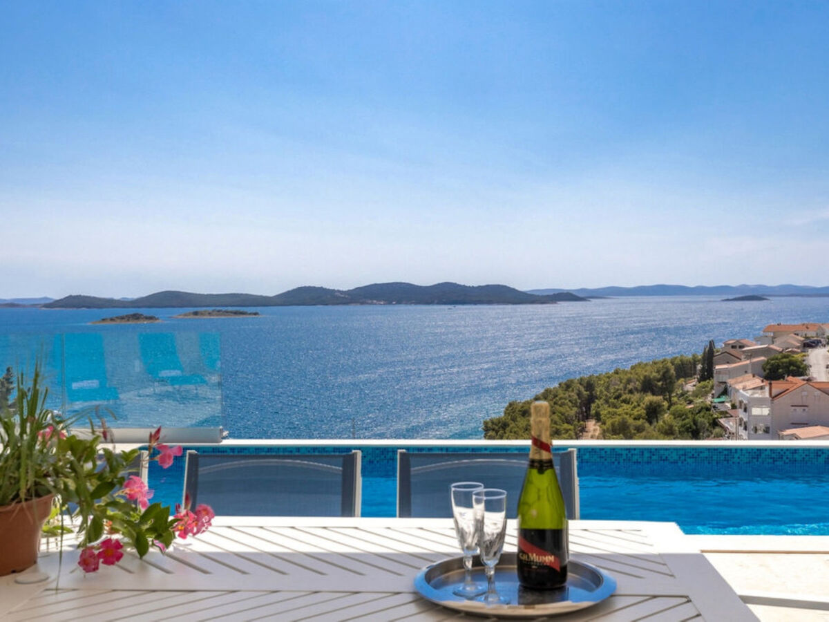 Villa Fleur avec piscine privée face à la plage - Photo 13
