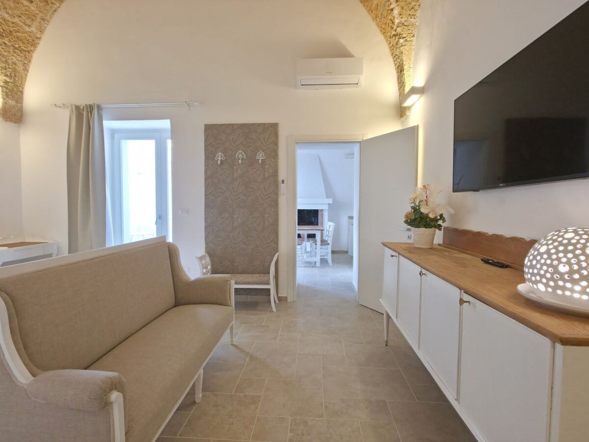 Villa DimorÈ, 3 chambres avec terrasse 80 m² à Casarano - Photo 2