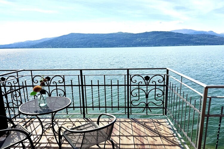 Maison lac Majeur avec vue sur les îles Borromées - Photo 10