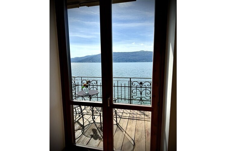 Maison lac Majeur avec vue sur les îles Borromées - Photo 17