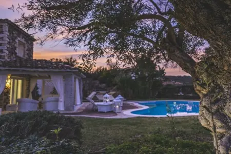 Villa Bougainvillea à Castiadas, 4 chambres piscine : photo 11