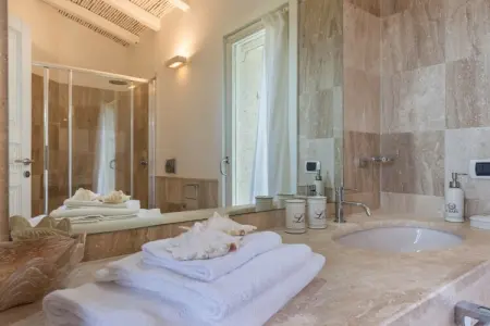 Villa Bougainvillea à Castiadas, 4 chambres piscine : photo 27