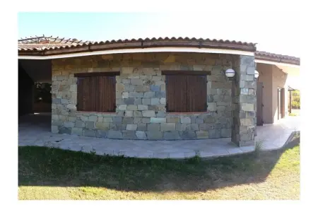 Villa en pierre vue mer à Chia, 2 chambres : photo 6