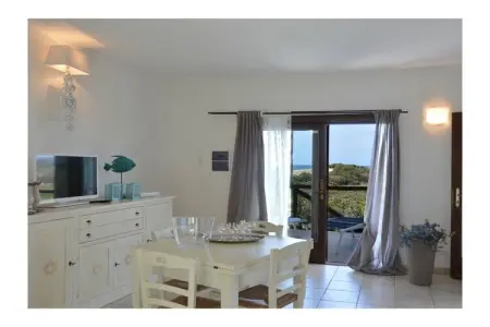 Villa en pierre vue mer à Chia, 2 chambres : photo 11