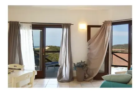 Villa en pierre vue mer à Chia, 2 chambres : photo 20