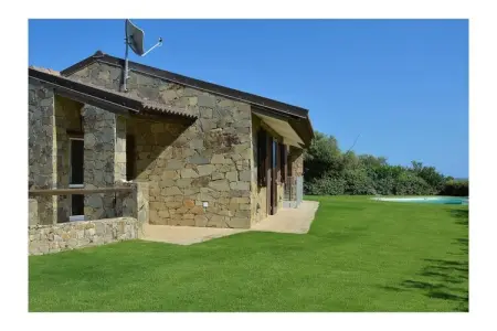 Villa avec piscine en cœur et vue sur la lagune, Chia : photo 2