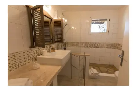 Villa avec piscine en cœur et vue sur la lagune, Chia : photo 38