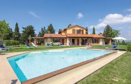 Maison Lajatico 12 personnes