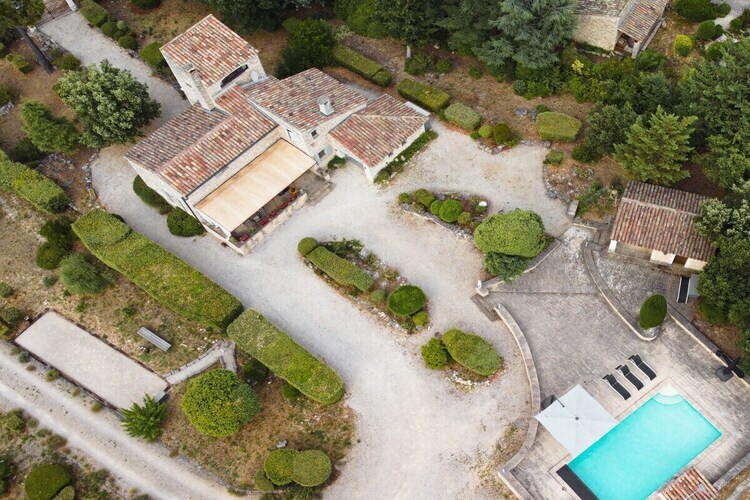 Gîte 5 chambres avec piscine entre Lacoste et Ménerbes - Photo 10