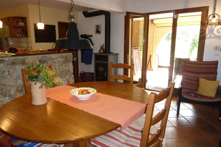Villa Mûrier à Aregno, maison 6 pers. jardin méditerranéen - Photo 13
