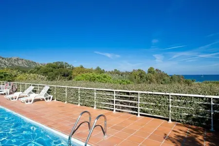 T2 avec vue golfe et piscine à Saint-Florent : photo 8