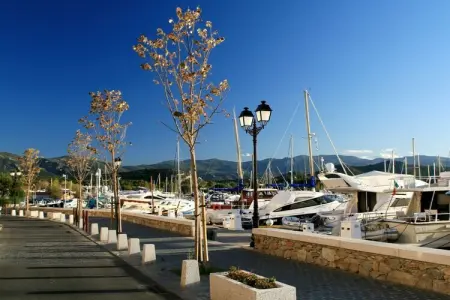 T2 avec vue golfe et piscine à Saint-Florent : photo 17