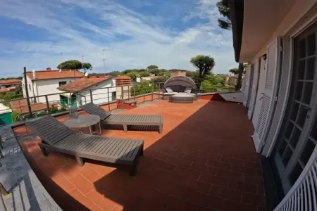 Villa Casa Marchese, 150 m de la plage à Tirrenia : photo 23