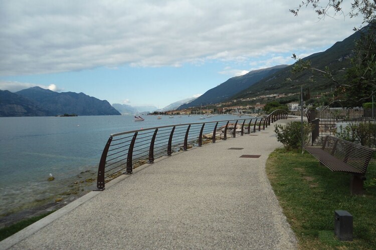 Casa Adua : appartement avec vue sur le port de Brenzone - Photo 26