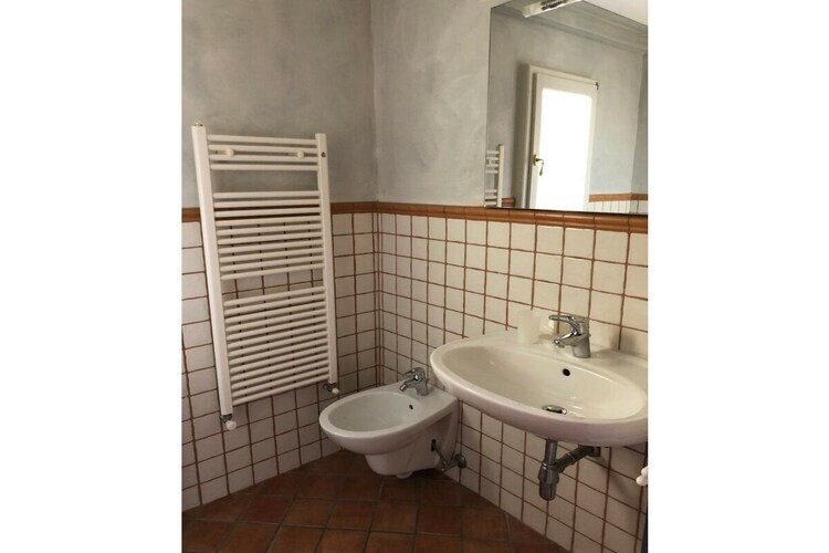 Maison rénovée avec terrasse à Cannero Riviera - Photo 14