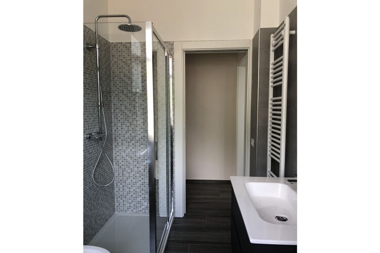 Bellevue, appartement rénové vue lac à Cannero Riviera - Photo 13