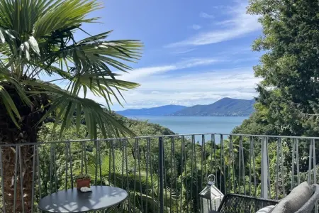 Maison avec vue lac à Luino, 3 chambres et jardin : photo 3