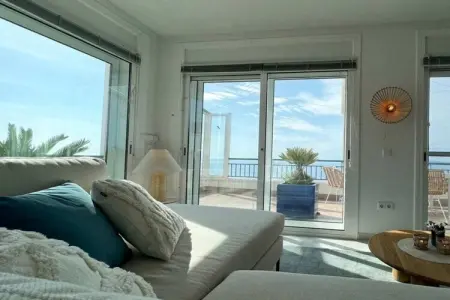 Maison avec piscine et vue baie de Roses, 3 chambres : photo 17