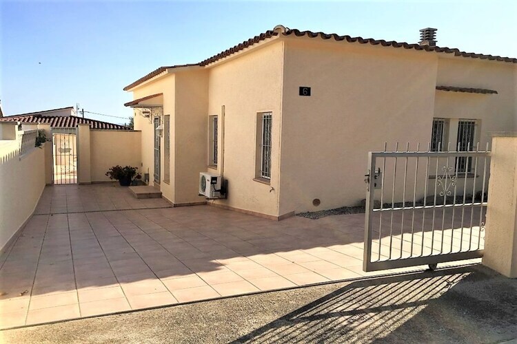 Maison méditerranéenne avec piscine et vue baie de Roses - Photo 5