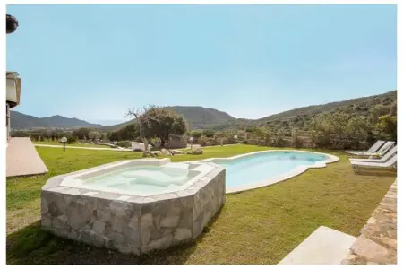 Location villa à Castiadas, Villa à Castiadas avec piscine